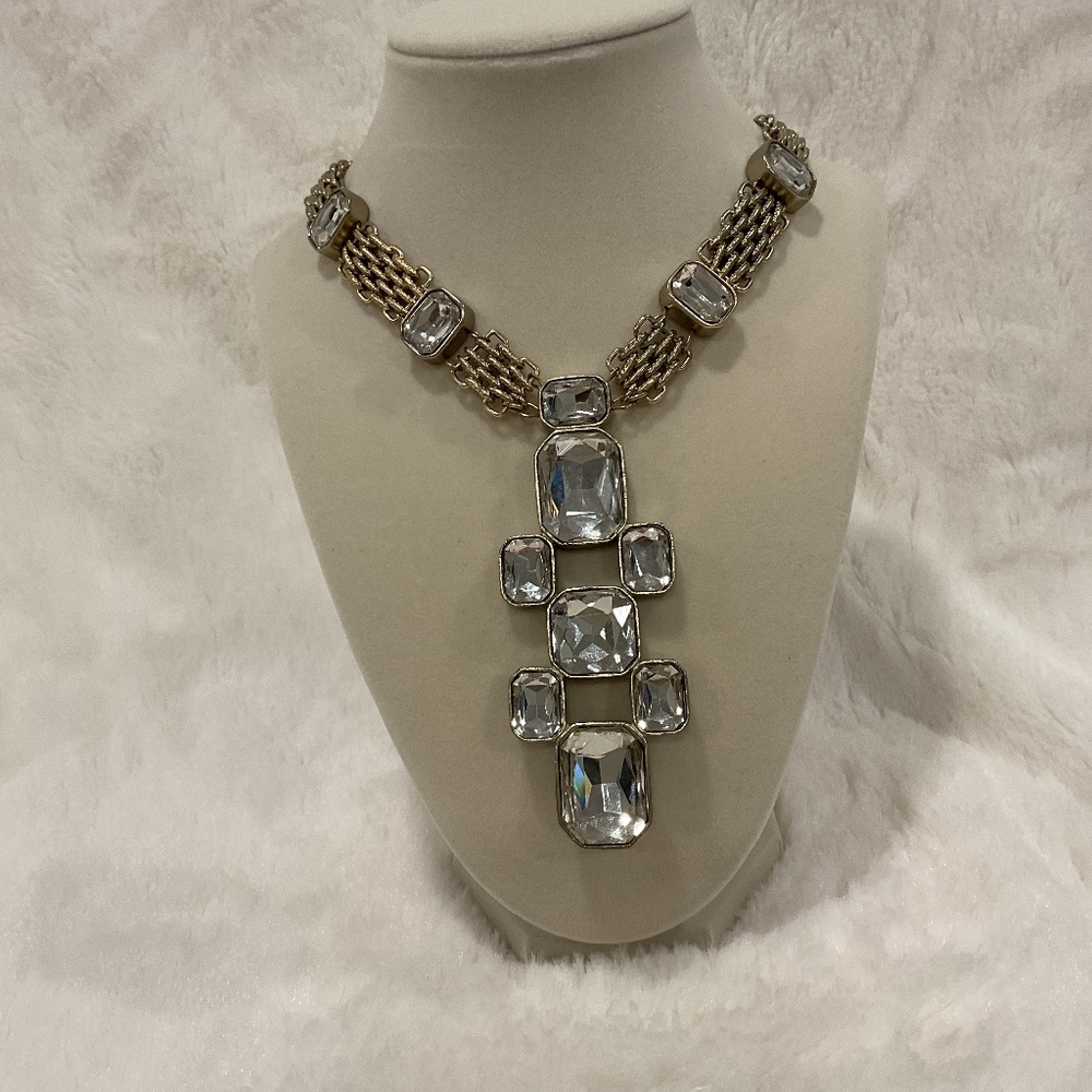 Chico’s Faux Crystal and Gold Tone Bevel Cut Pendant Necklace